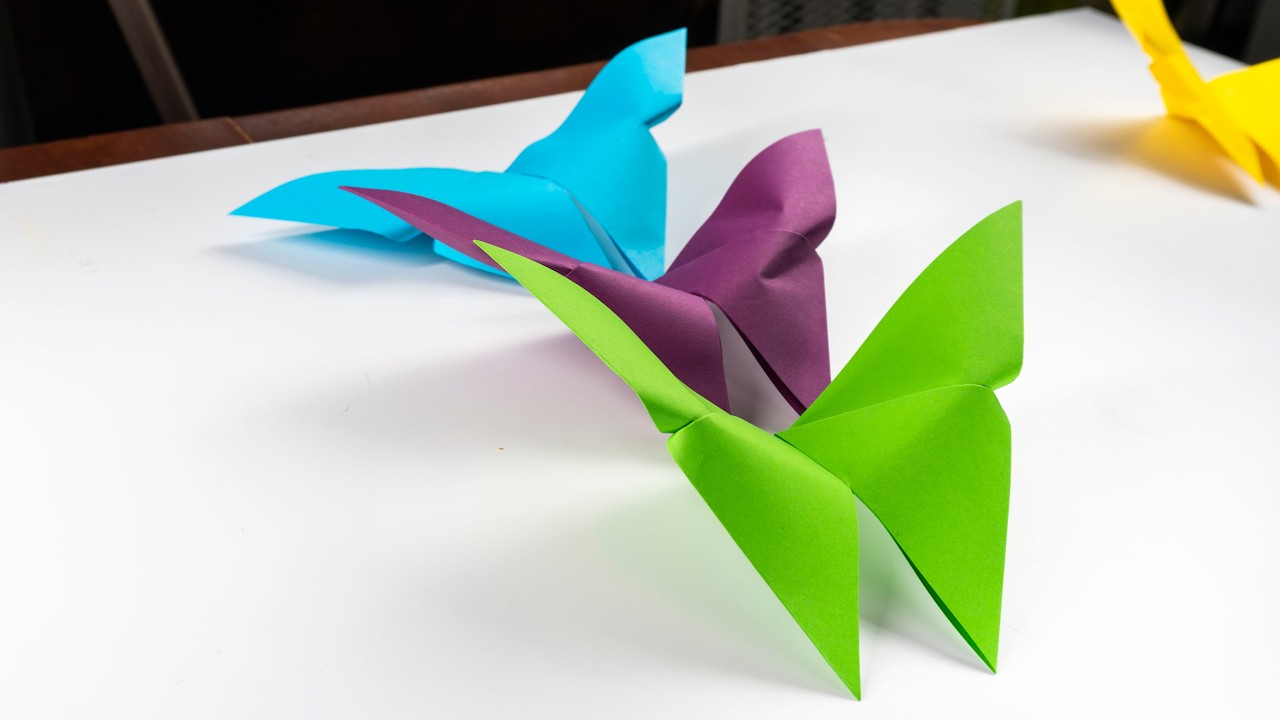 Cómo hacer una mariposa de papel. Mariposa de origami.