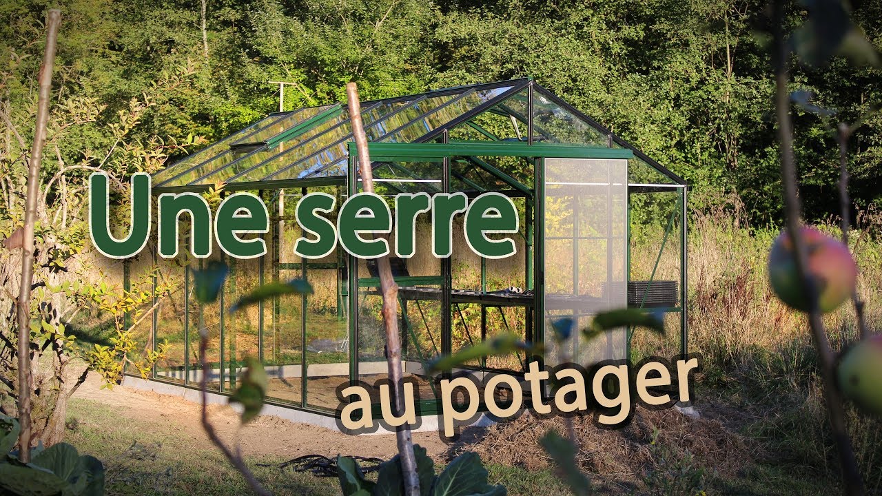 Installation d'une serre et premières plantations pour l'hiver