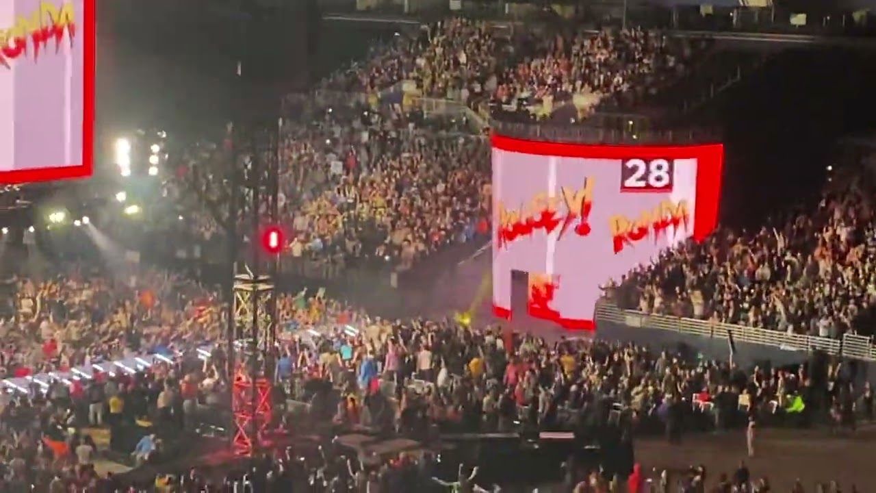RONDA ROUSEY RETURNS AT WWE ROYAL RUMBLE 2022 LIVR CROWD REACTION
