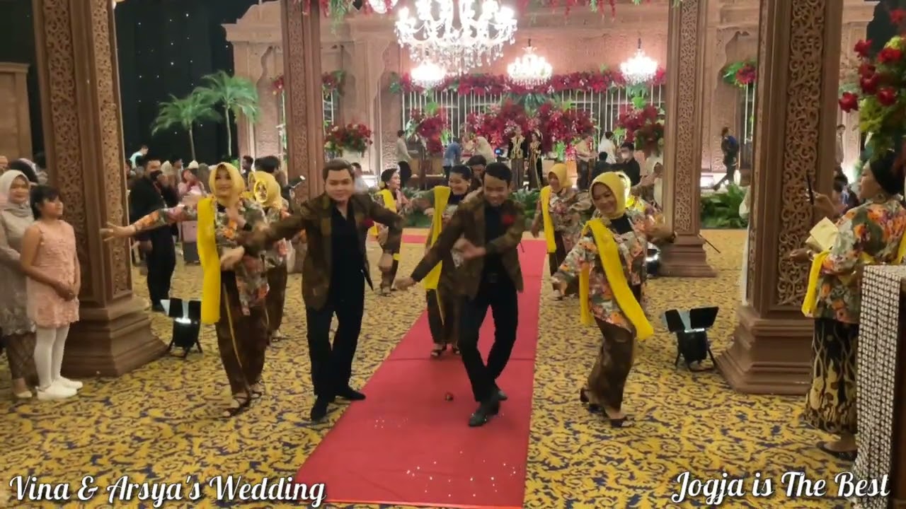 Jogja Is The Best ( Yess ) Line Dance - MLD Euforia & Friends (Ryan, Kiki, Sawaludin & Ranny K)