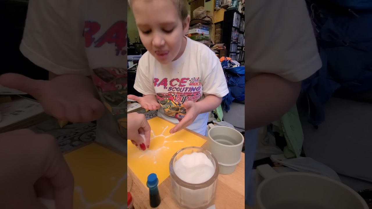 #Scoutingathome - Snowflake Salt Experiment