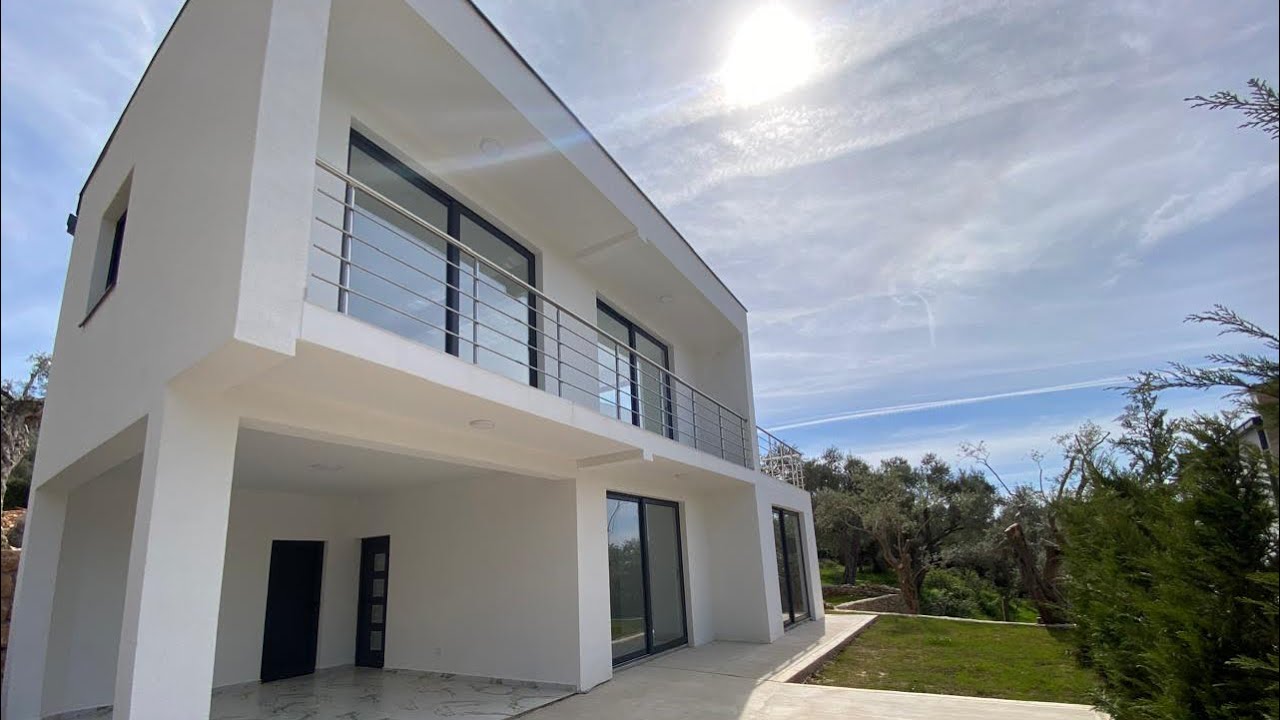For sale! &euro;250,000, Bar, Montenegro. Modern house in Bar, Bartula with a well-maintained plot.