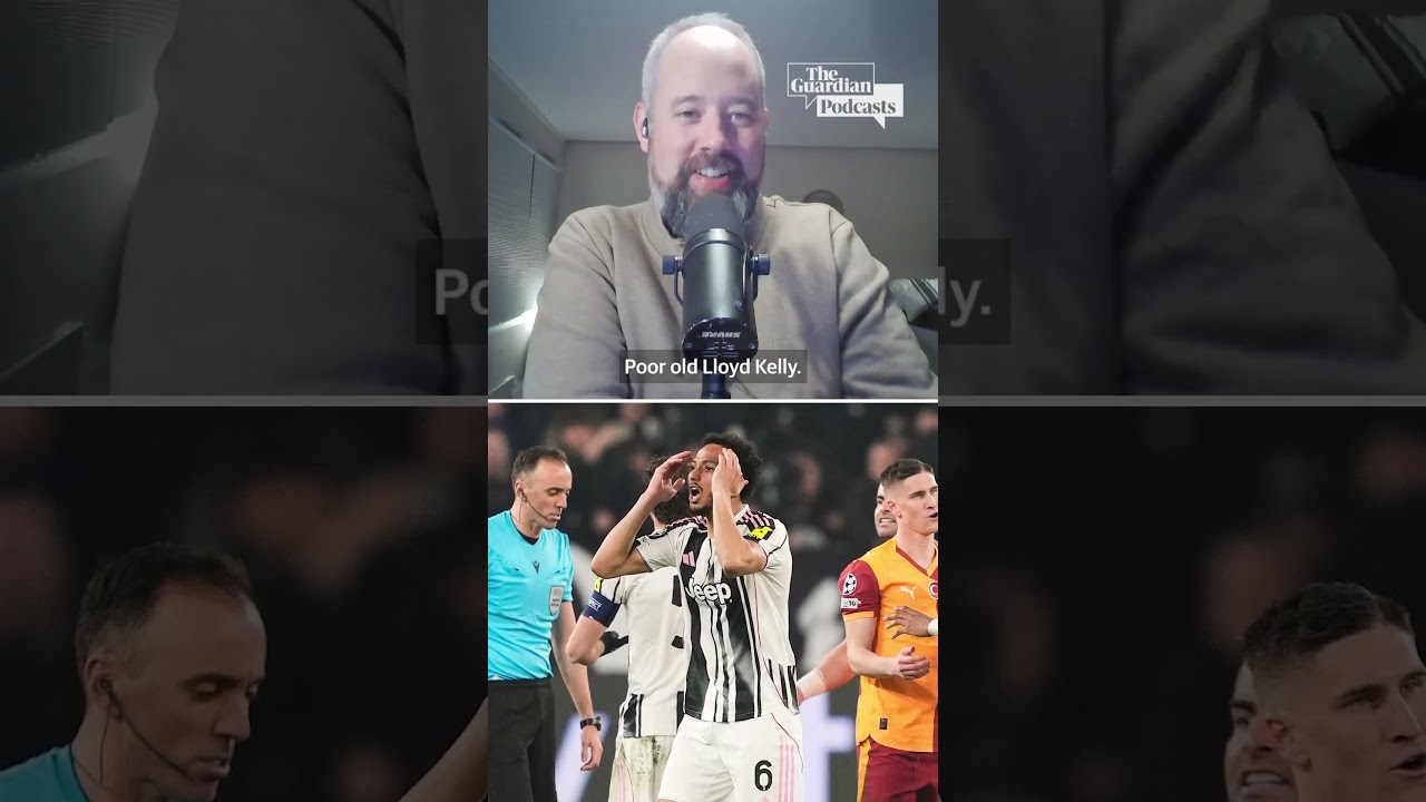 Was Juventus defender Lloyd Kelly unlucky to see red?