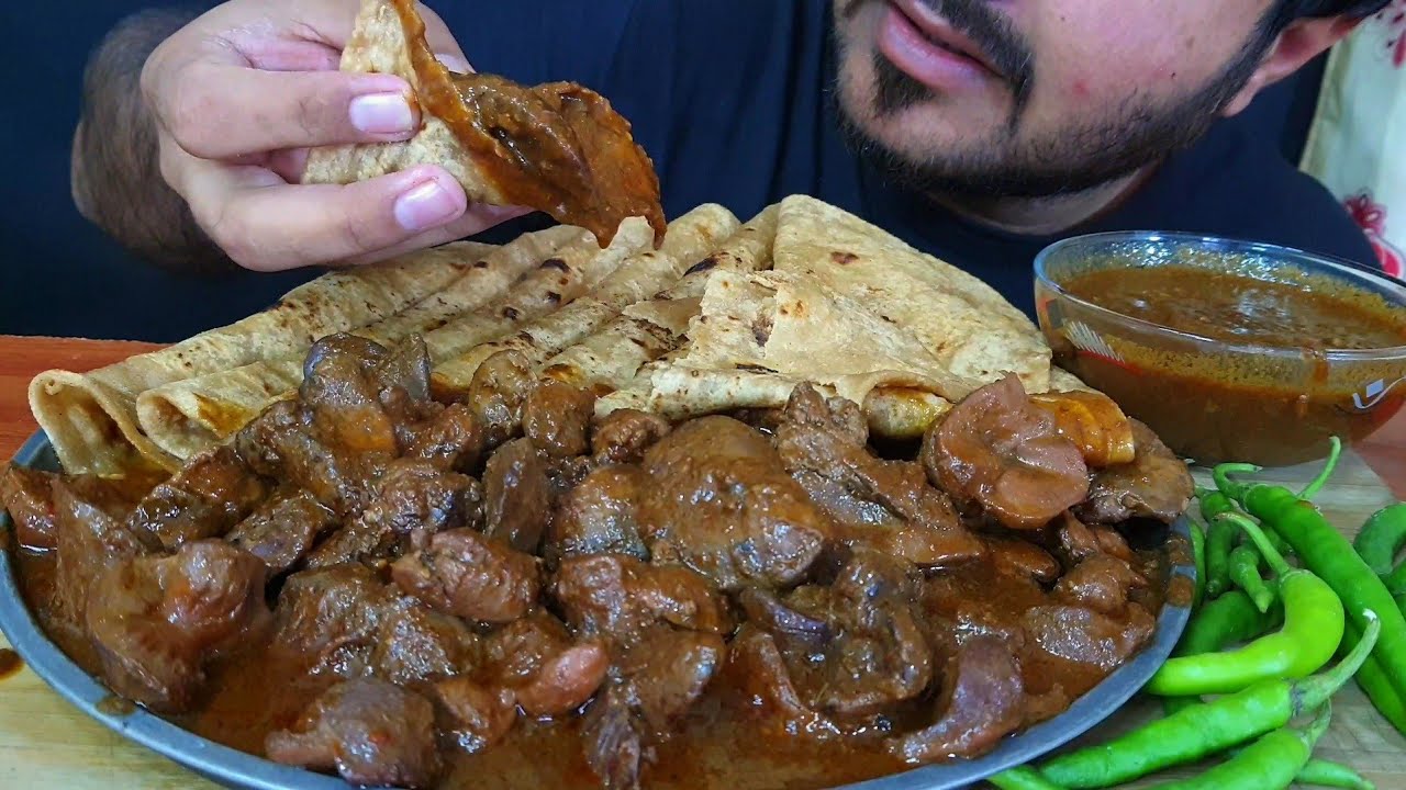 ASMR:EATING *CHICKEN LIVER* & GIZZARD CURRY WITH PARATHA+GREEN CHILLI || MUKBANG(NO TALKING)