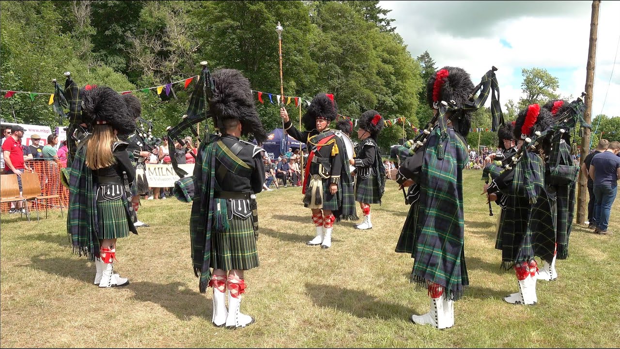 Lonach Pipe Band playing My Land & Bellabeg House during the 2023 Drumtochty Highland Games