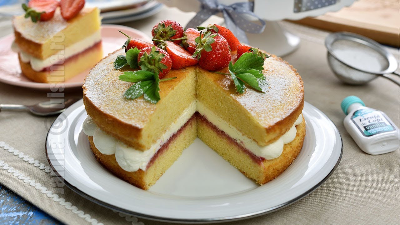 Victoria sponge cake (CC Eng Sub) | JamilaCuisine