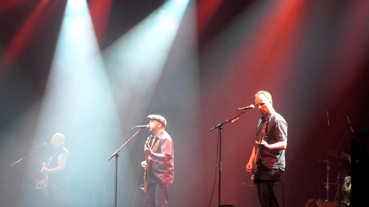 Matt Gonzo Roehr - Das Feuer (Live in der Maimarkthalle Mannheim; 02.11.12)