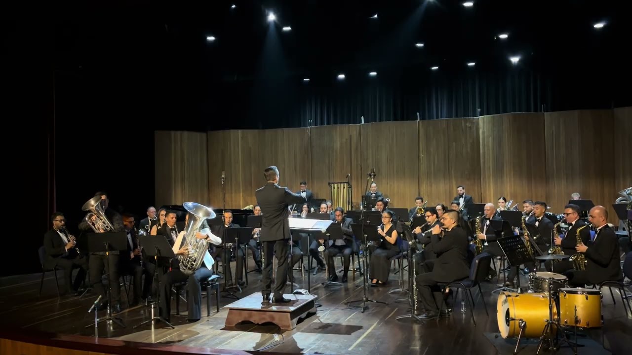 HEAVEN or HELL- Trilogy by Steven Verhelst. Juli&aacute;n Lamar - Manuela D&iacute;az, Banda Sinf&oacute;nica de Pereira 
