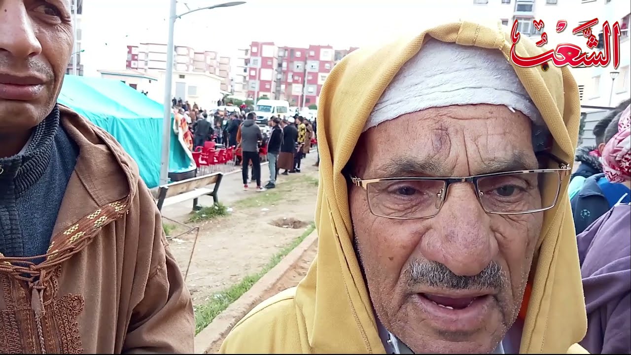 مراسيم العزاء أمام منزل الفقيد لاعب مولودية سعيدة سفيان لوكار.. وهذا ما قاله جد الفقيد وجاره
