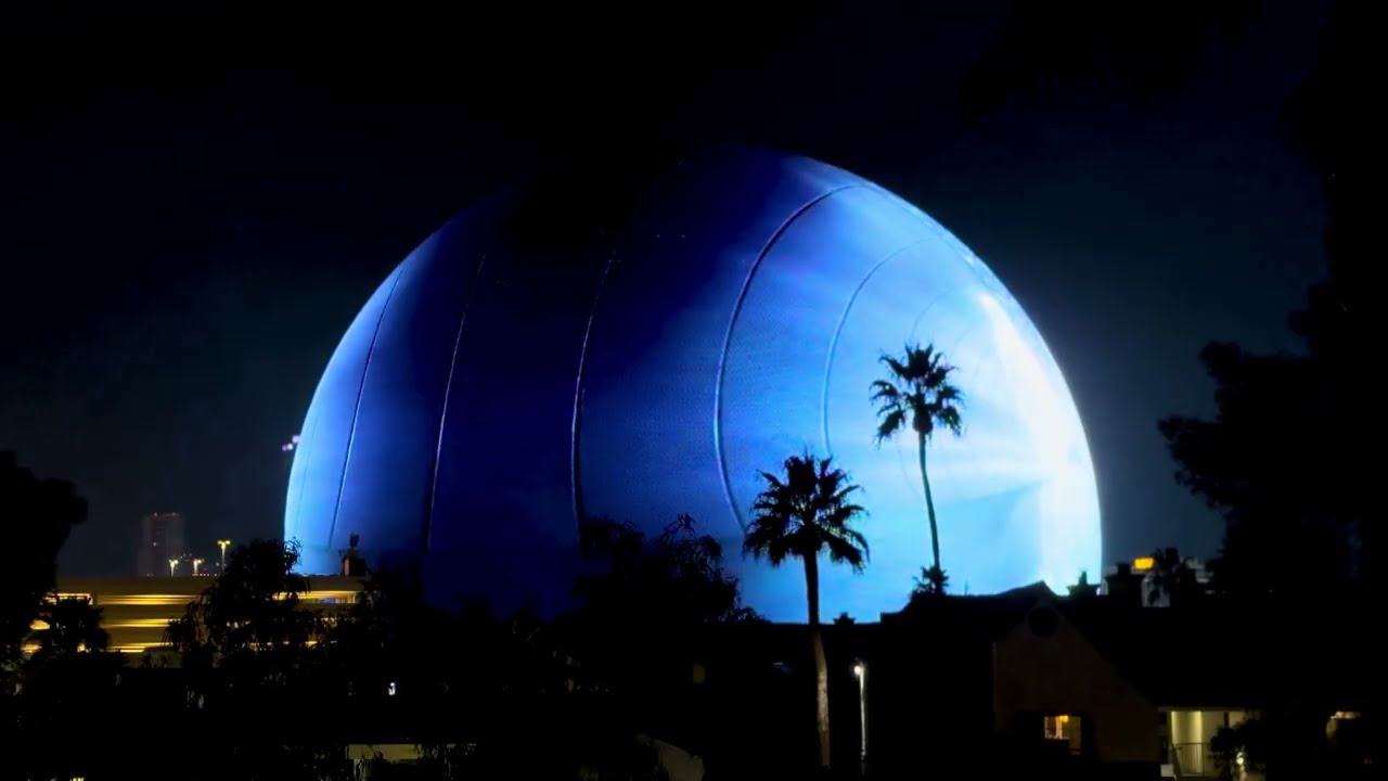 LAS VEGAS SPHERE at Night 🌕 Real Street Ambience | No Music, Pure City Sound