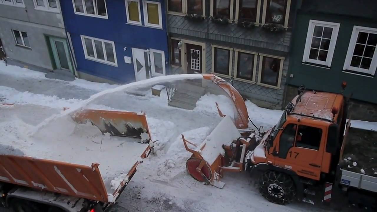Schneetransport - www.brockenbuch.de