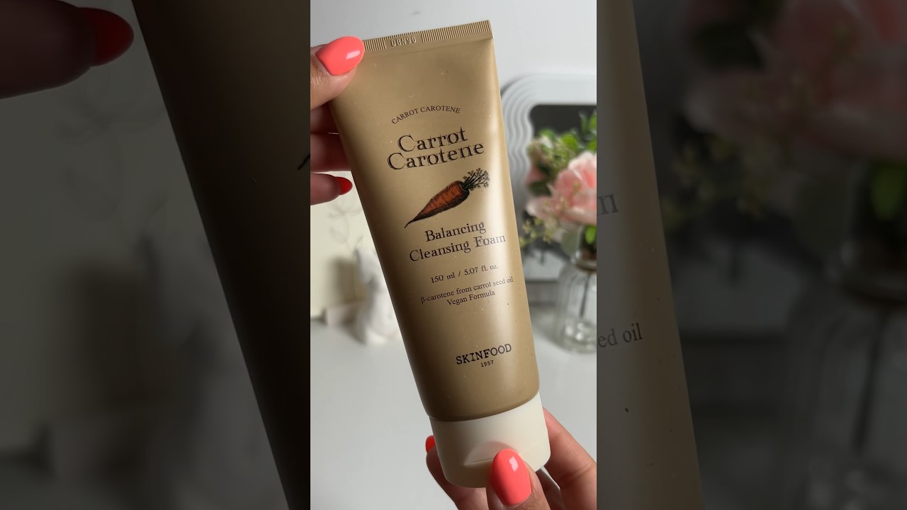 Carly Carotene Balancing Cleansing Foam from Skinfood #skinfood #cleansingfoam #koreanskincare