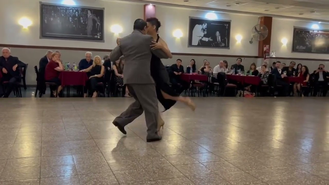Cristian Cisneros y Verónica Rue - La Baldosa 2/3