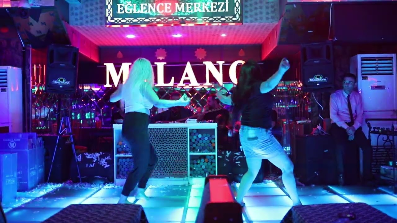 Pınar & Kirli Dilek & Hakan Atik - Milanoda Eğleniyorlar