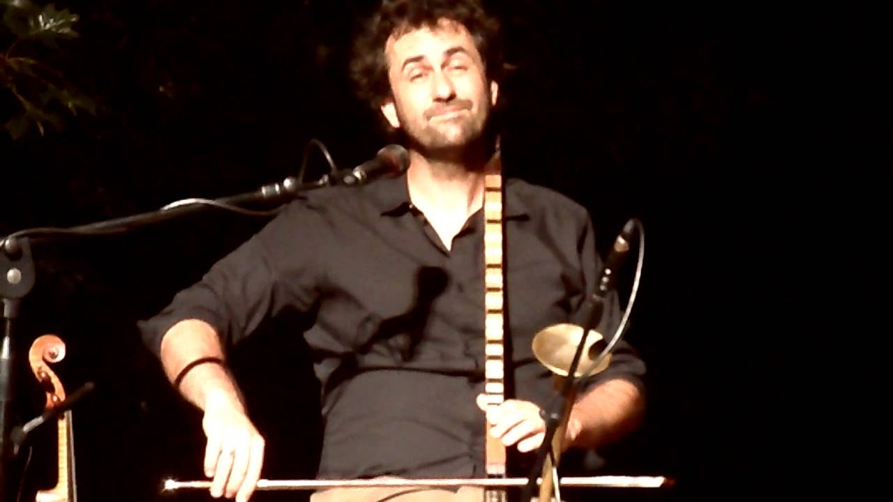 Diego Galaz live in Vila Real