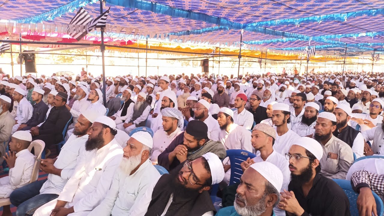 Maintain cordial relations with others, even invite BJP, RSS members to Madarsa, MoulanaArshadMadani