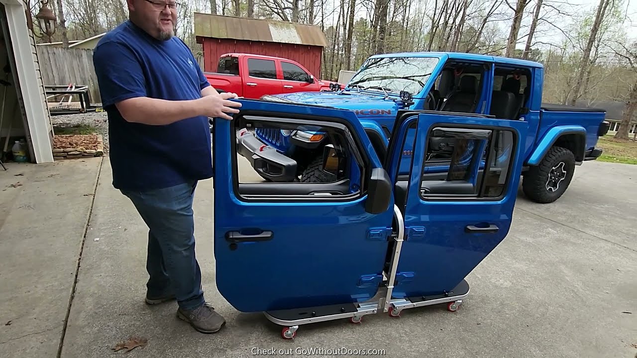 BEST MOBILE JEEP DOOR STORAGE