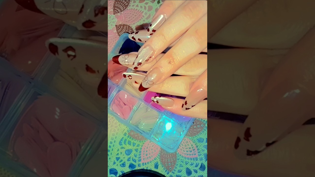 my nails 💅🏻