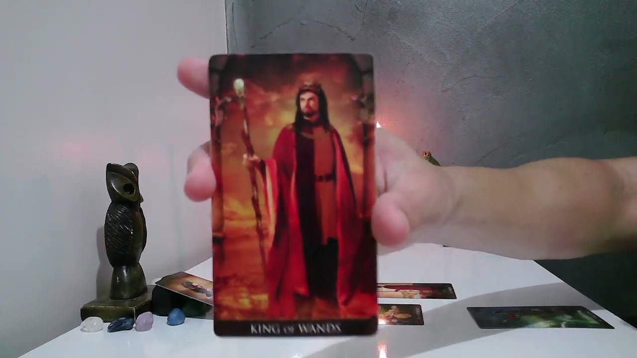 ♉TOURO HAJA PACIÊNCIA😡✨ALGUÉM APAIXONADO(A) POR VOCÊ ESTÁ COM MEDO DE TOMAR ATITUDE POR UM MOTIVO...
