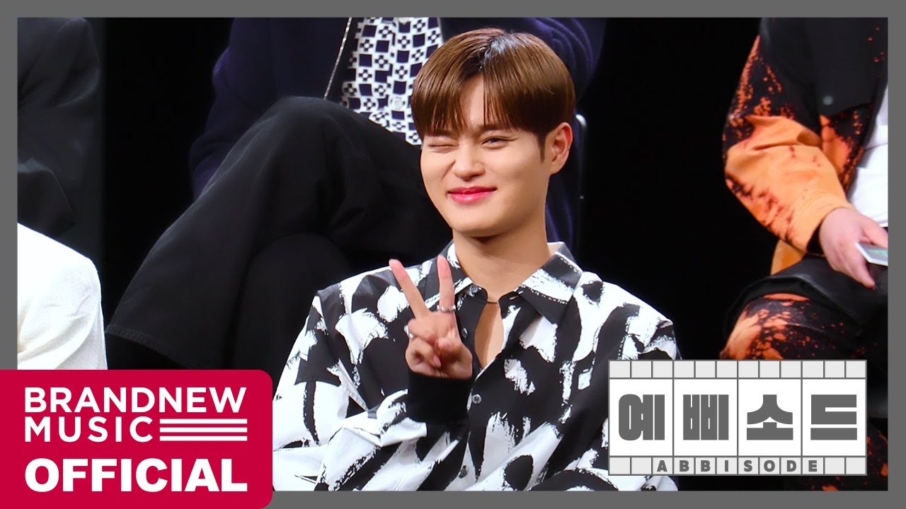 [예삐소드] 천재 휘🎶프로듀서의 Listen-Up BEHIND✨