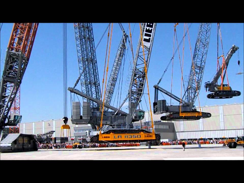 Kranmobile mit dem Liebherr LR 13000 - Crawler Crane Mobile With Liebherr LR 13000