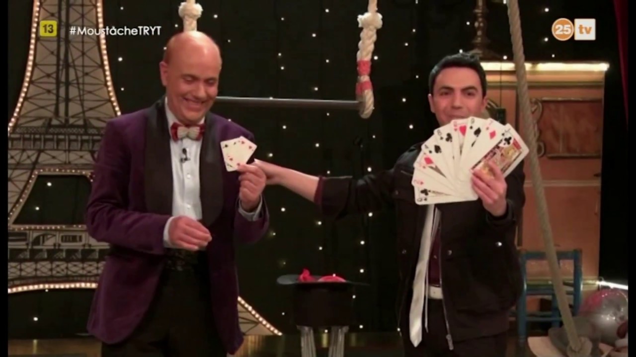 Manipulaci&oacute;n y cartas gigantes. Mago Albert Llorens en televisi&oacute;n