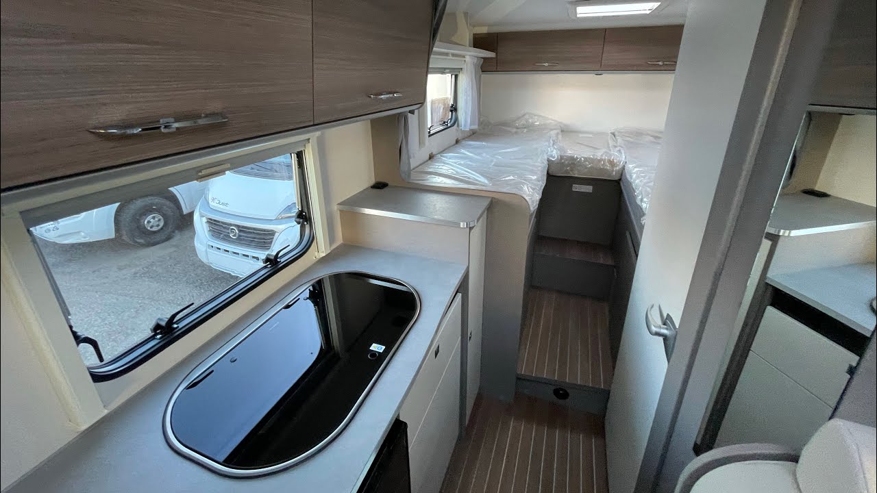 ETRUSCO V6600,CAMPER COMPATTO,l'equilibrio perfetto tra CAMPER PURO e SEMINTEGRALE tuo a 46900€ !!!