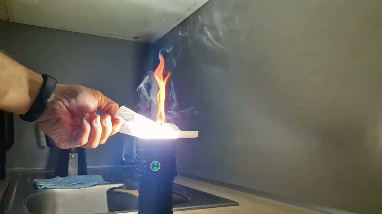 Sofirn q8 plus + Molicel  p50B  - niszczenie paragonów .