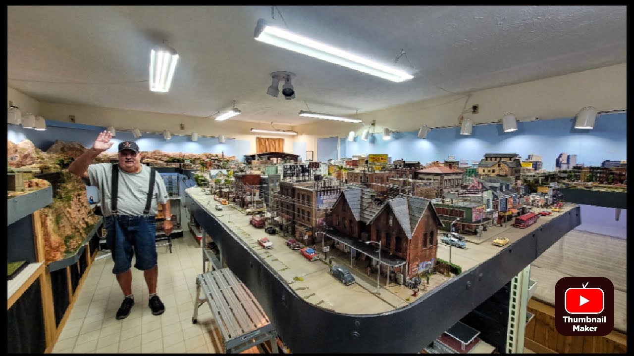 Sam Syzdek's Mind-Blowing HO Scale Layout!