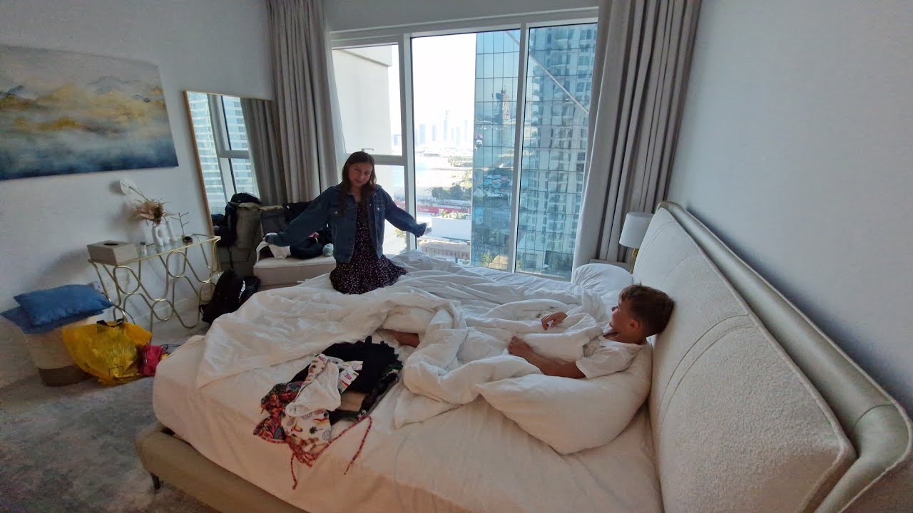 Władek(jak Kevin) sam w domu normalnie! / Dubai sea view apartament JBR beach 