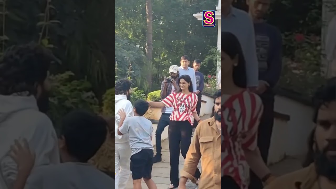 Allu Arjun&rsquo;s Heartwarming  Reunion With Family After His Release From Jail | News18 | N18S #shorts