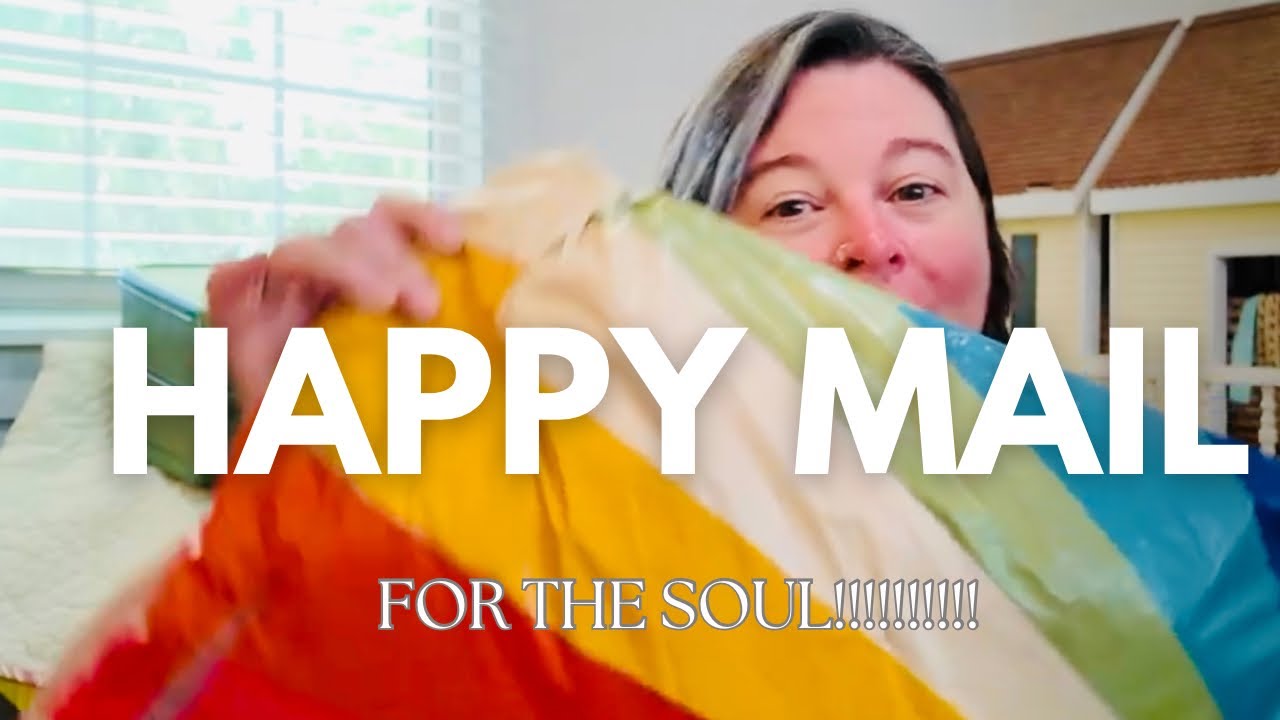 Unboxing BUSTIQUE Thrift Goodies + Fighting Tears @jennuinely being