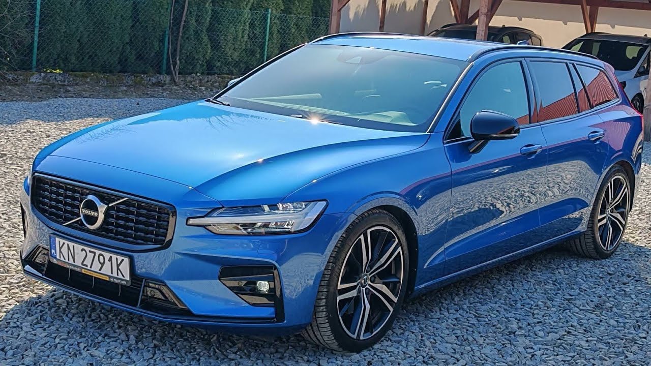 VOLVO V60 D4 AWD R Design