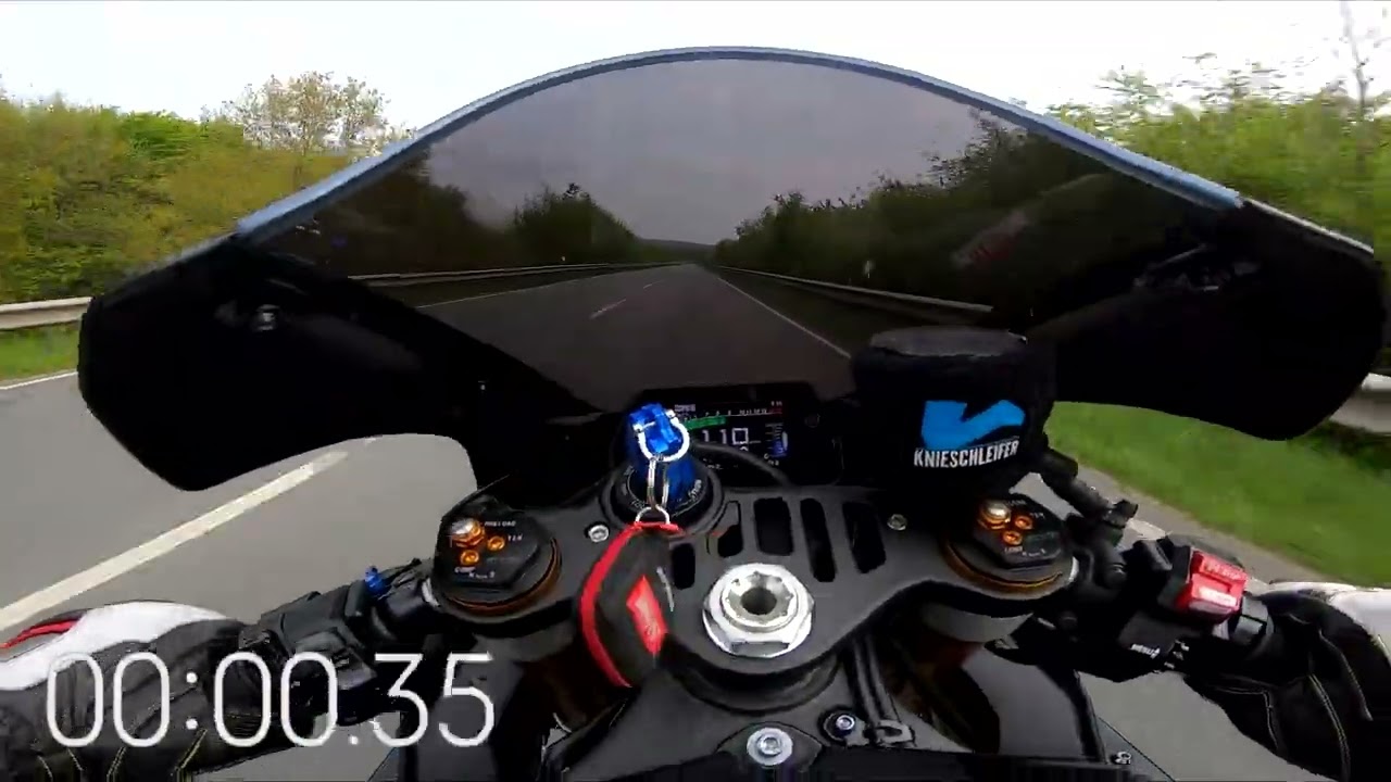 Yamaha R1 2018 acceleration 100-200