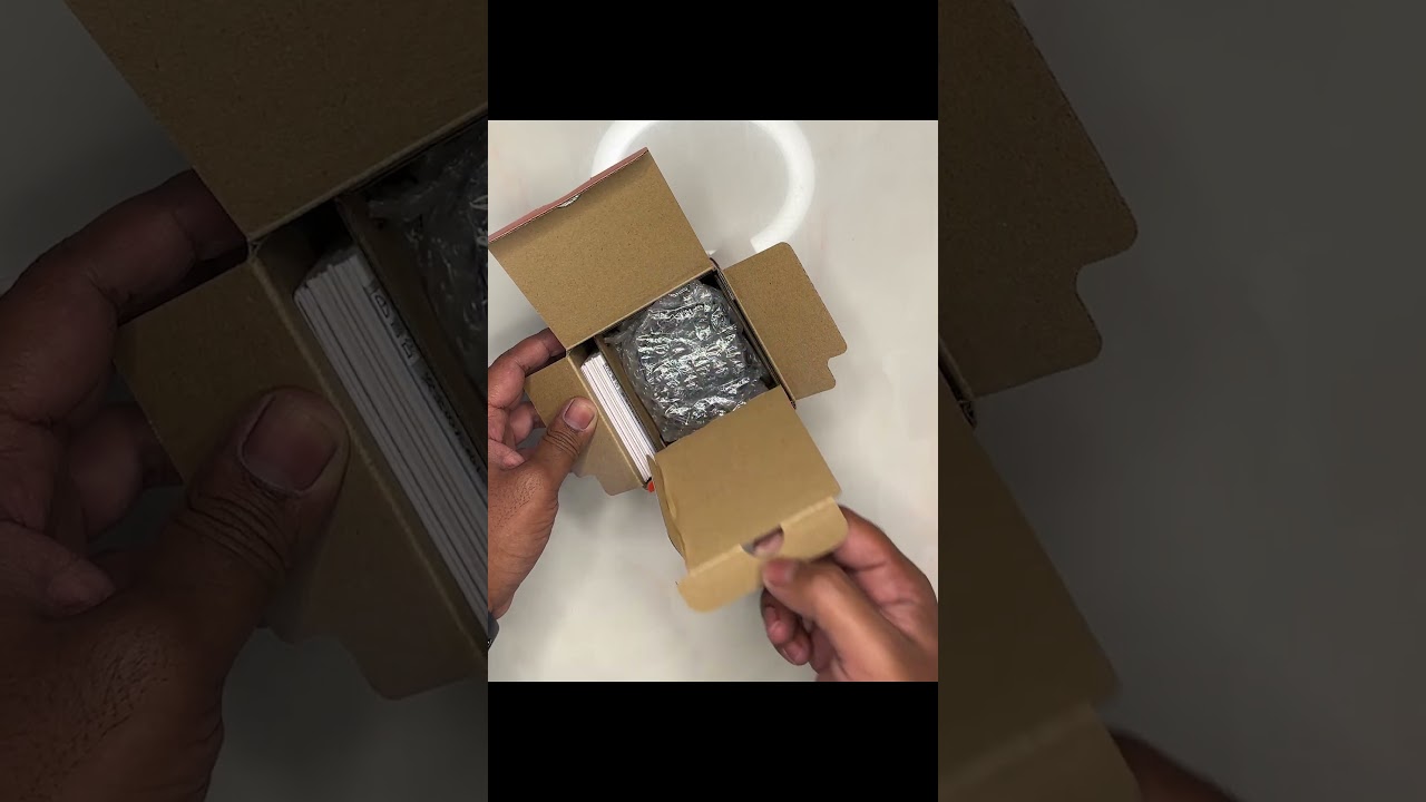 Sony 50mm f/1.8 Unboxing from Amazon