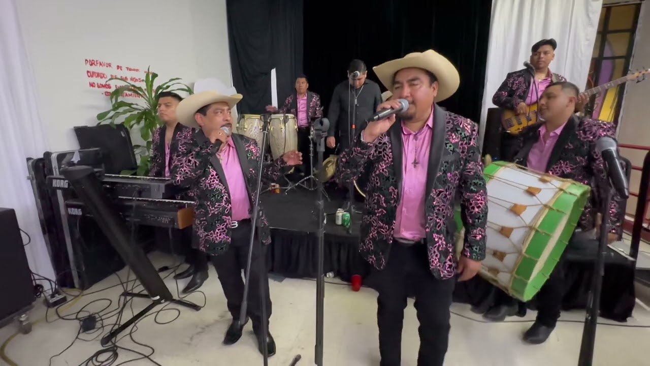 Son calentano en vivo- el gusto federal