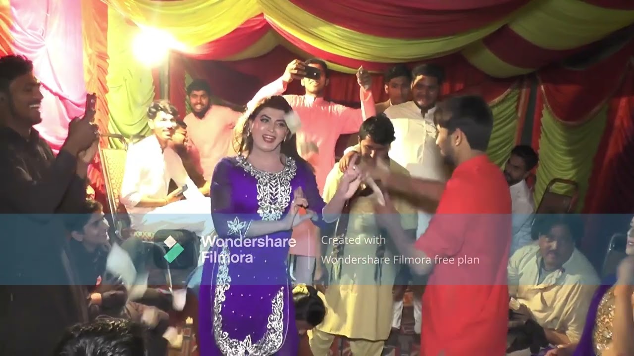 Chaskay Kyun Lenda Ay , Wania Butt Mujra Dance Performance 2022