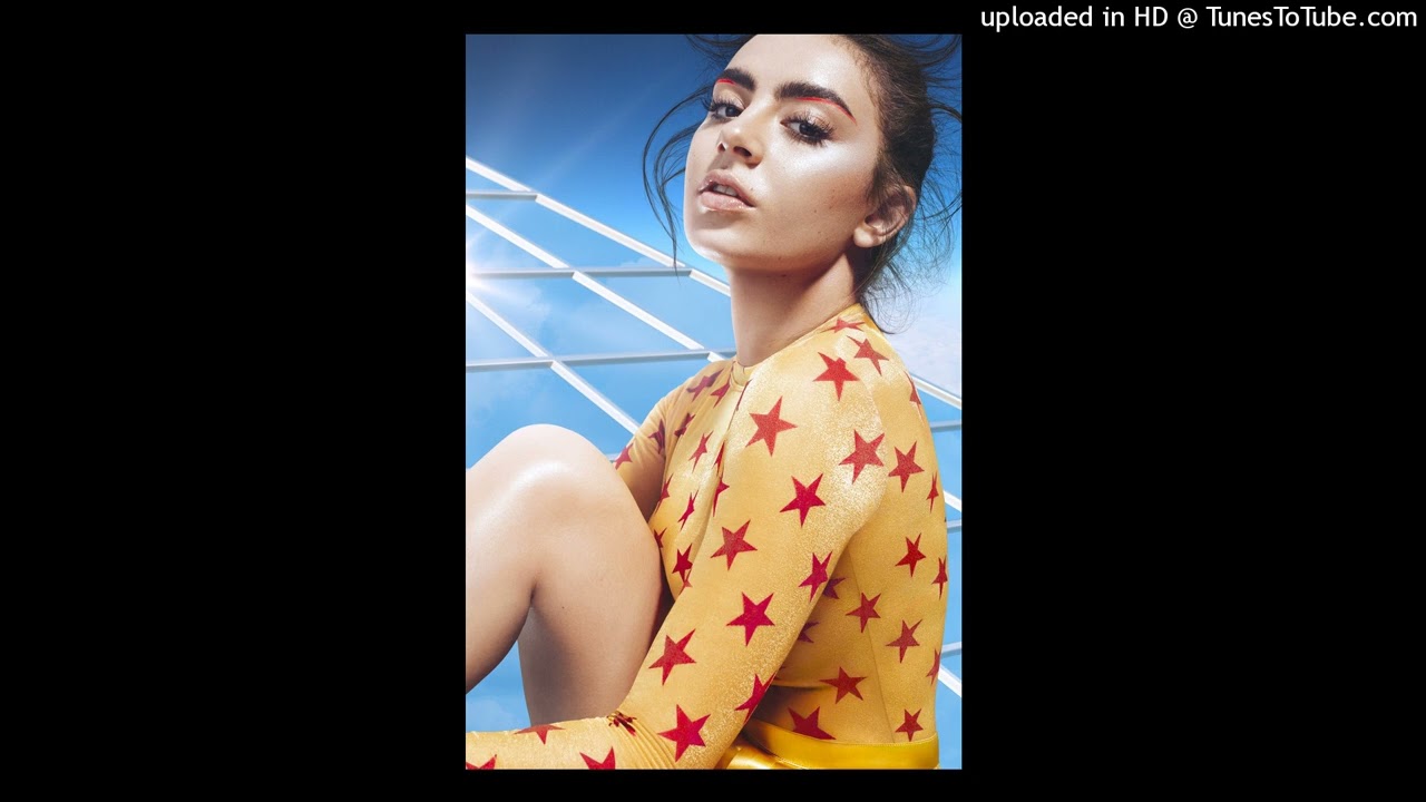 Charli XCX - Can't Shake It