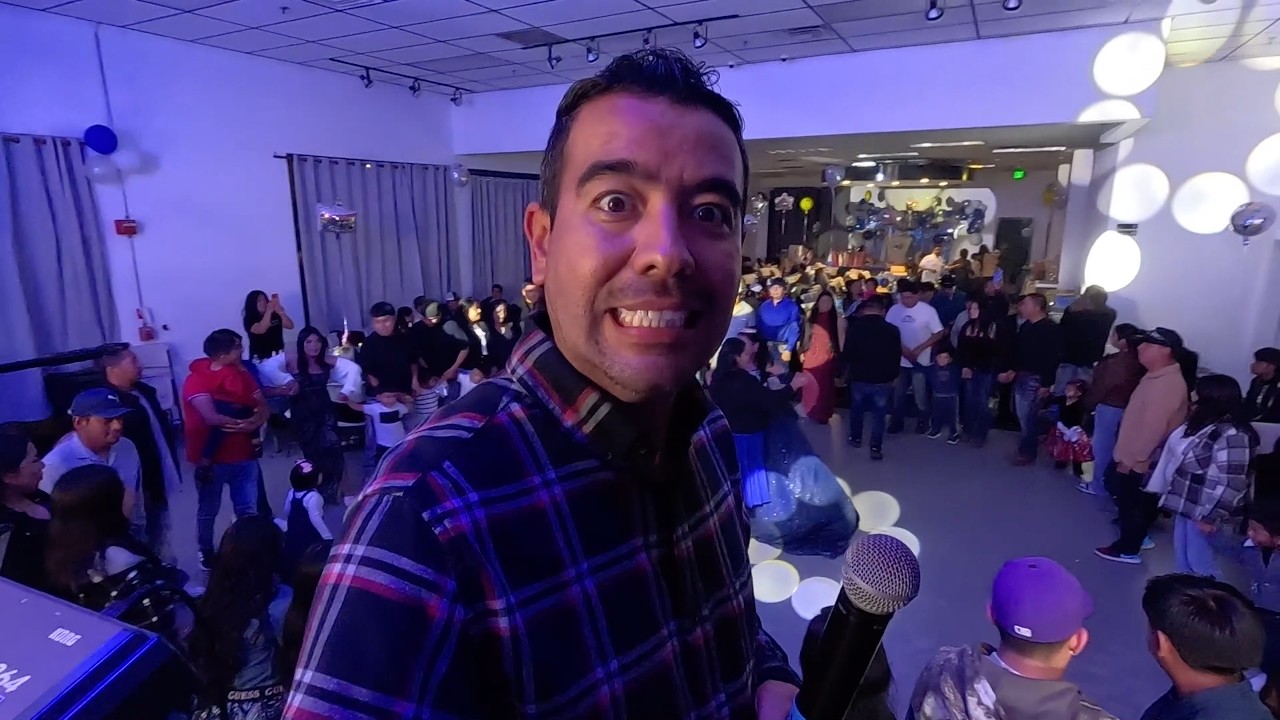 Me la avente de Maestro de ceremonia y sonidista