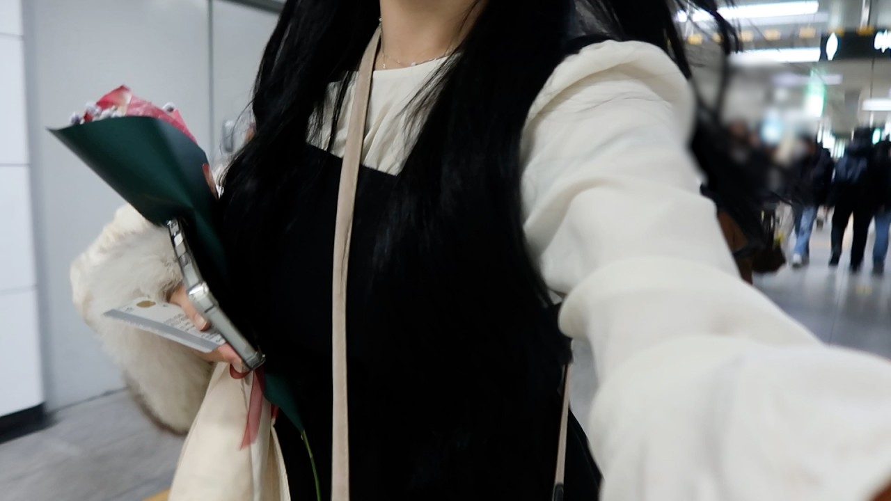 평범한 20대 여성이 11년 남사친에게 고백하면 생기는 일 (설렘 주의)