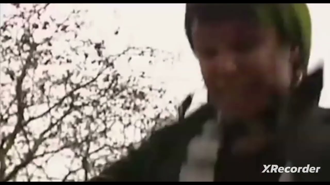 HO: Nancy Hayton Beats Up Justin Burton (16th February 2007)