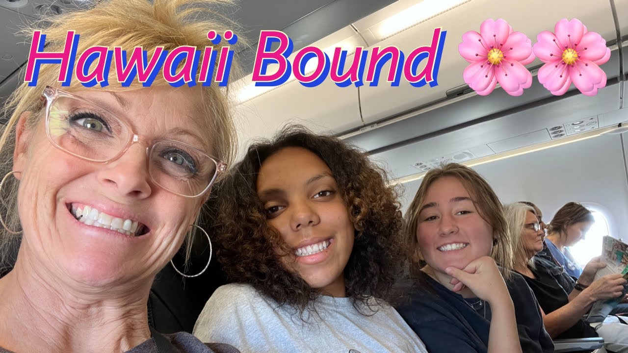 ￼WE MADE IT TO HAWAII 🌸🌸