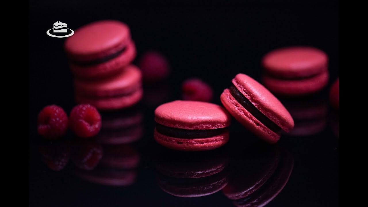 Macarons cu Zmeura si Ciocolata (fara termometru) / Raspberry & Chocolate Macarons (French meringue)