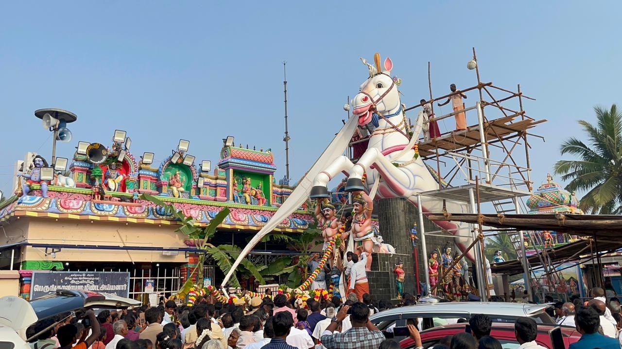 குளமங்கலம் ஸ்ரீ பெருங்காரையடி மீண்ட அய்யனார் கோவில் மாசிமகம்