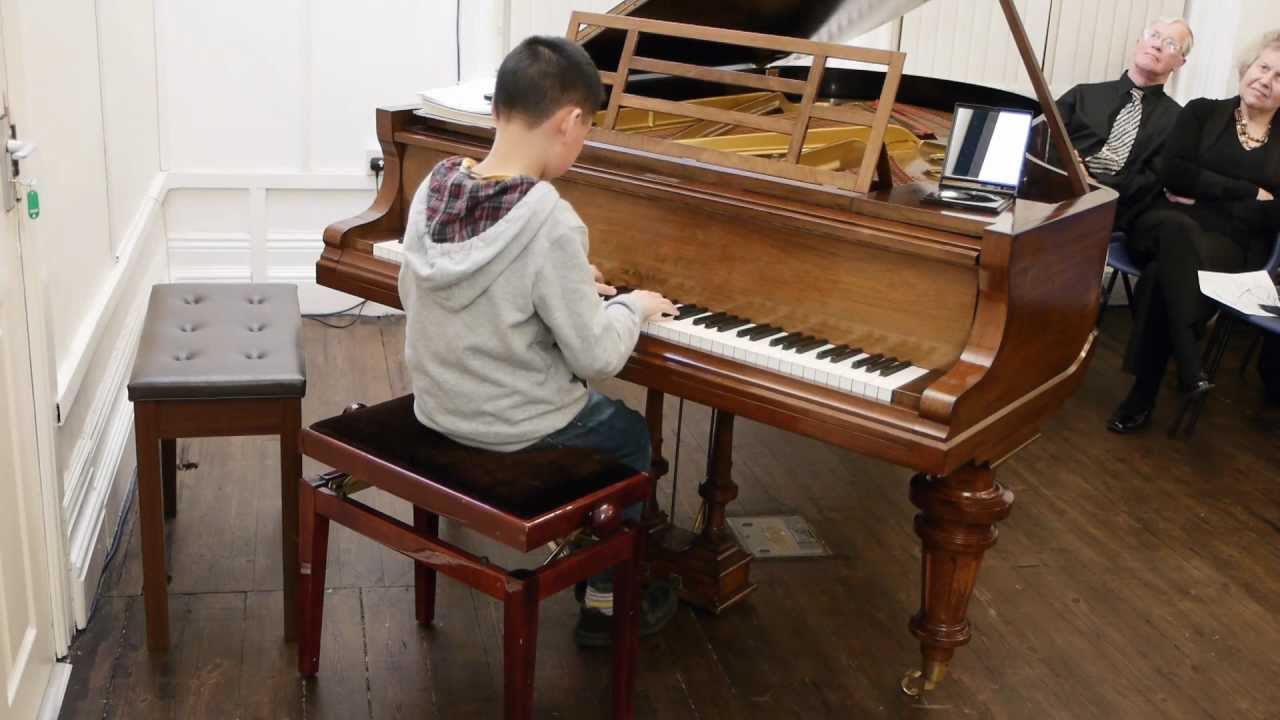 Bach Partita No.1 in B flat, BWV 825, Han (10)
