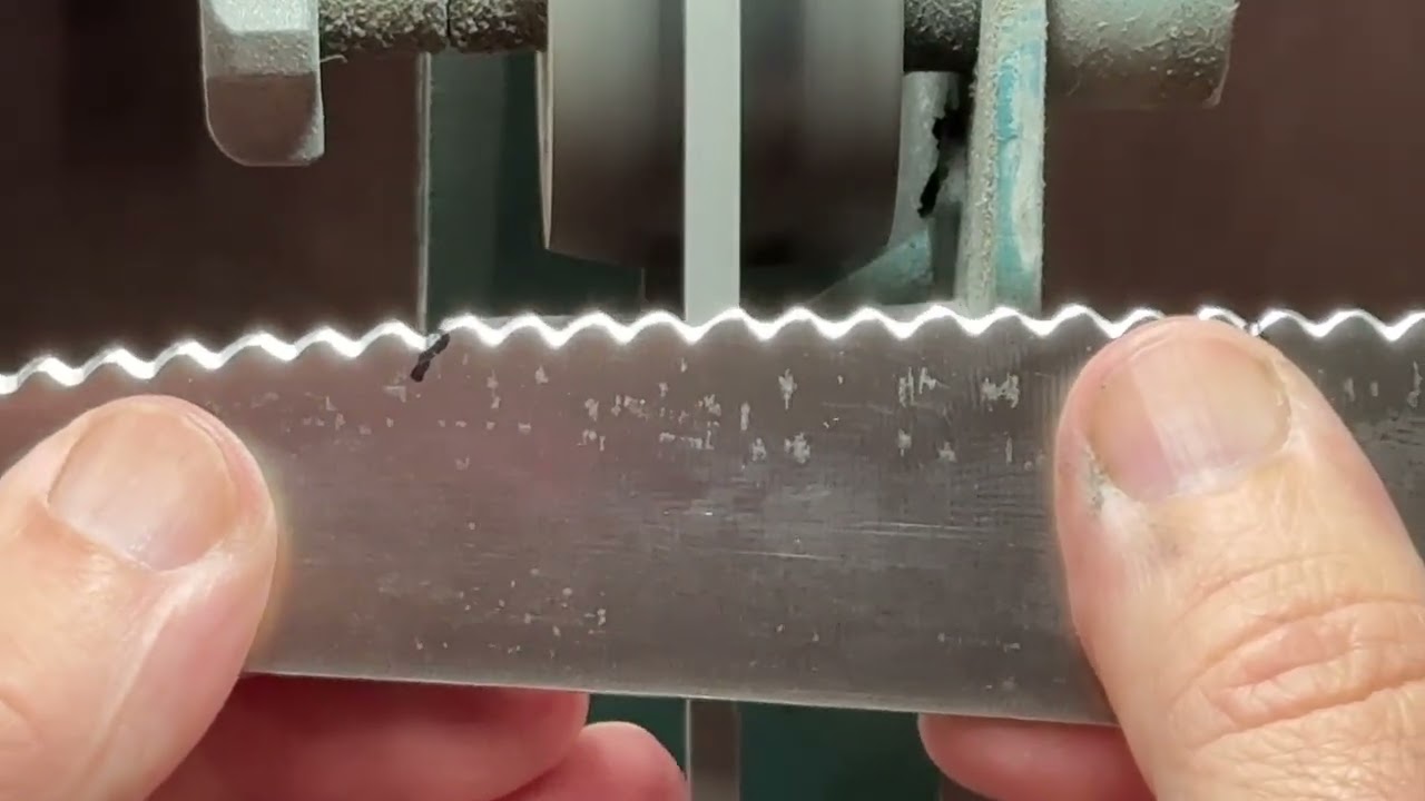 Sharpening a Japanese Serrated Knife (Sandwich Knife)