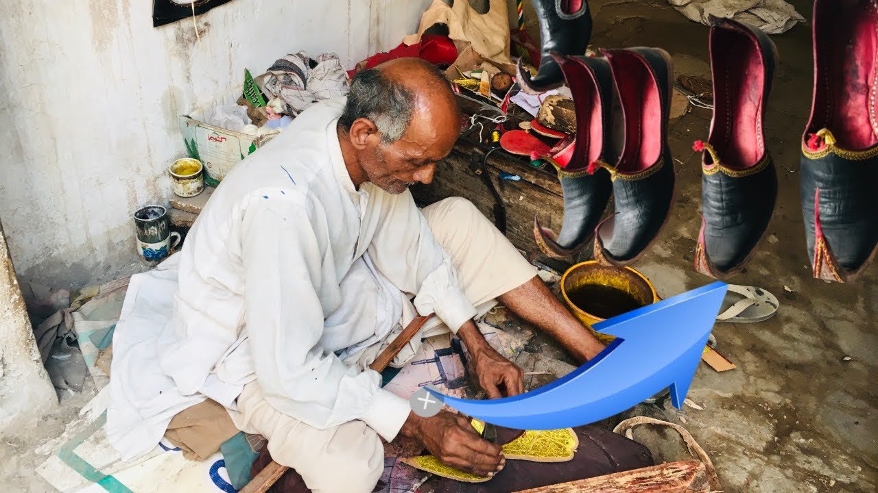 90&rsquo;s Years Old Men Making Traditional shoes khussa | how to make a handmade leather khussa