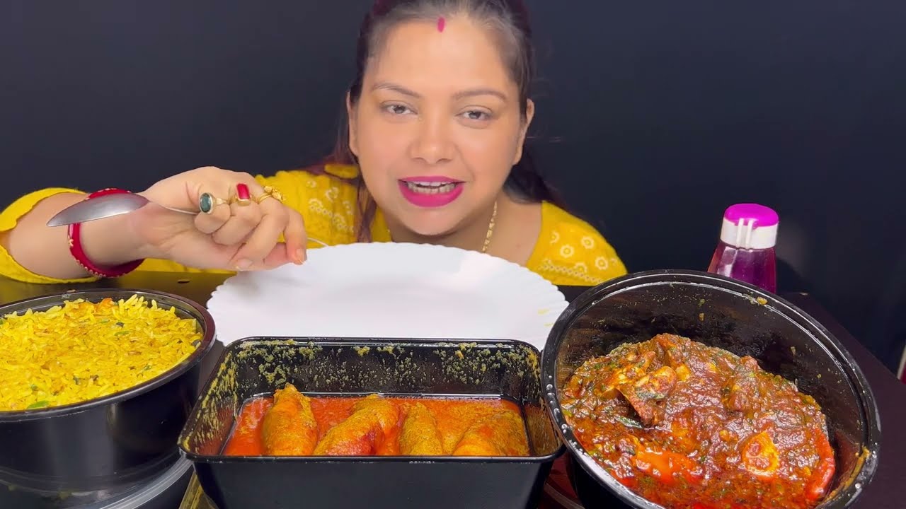 আজ বাবু কালচার এর দারুন মেনু Try করলাম,চিংড়ি মরিচ পোলাও,ঝাল ঝাল কাকড়া,আর সঙ্গে লেবু পাতা চিংড়ি।।