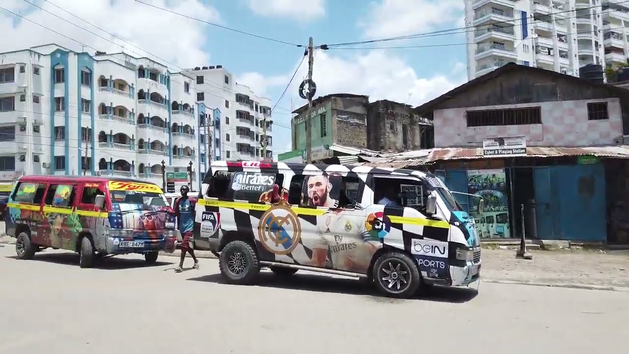 A Walk to TUDOR's main street from MAKUPA #MombasaCity #Kenya ##Un paseo a TUDOR desde MAKUPA