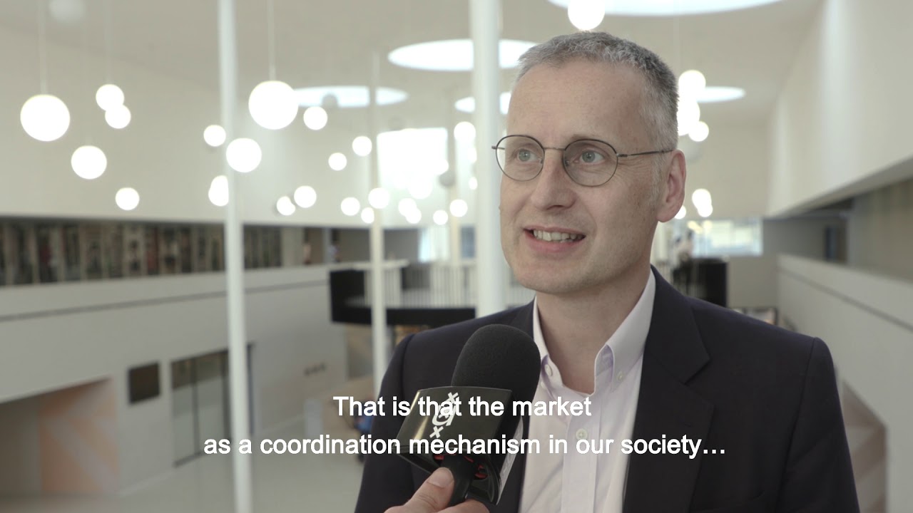 The Data Economy: How to Succeed in the World of Data and AI - with prof. Viktor Mayer-Sch&ouml;nberger